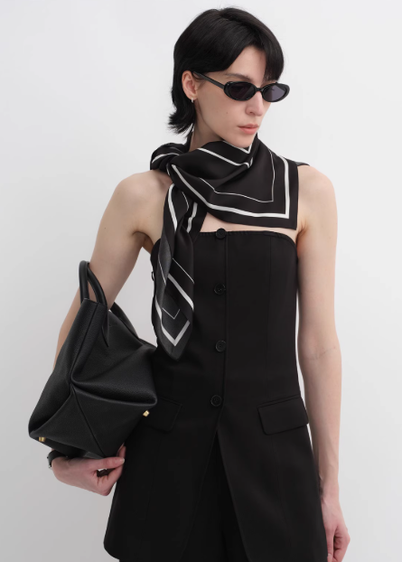Stretch Silk Geometric Print Scarf – Luxe Mulberry Silk Blend ✨🧣