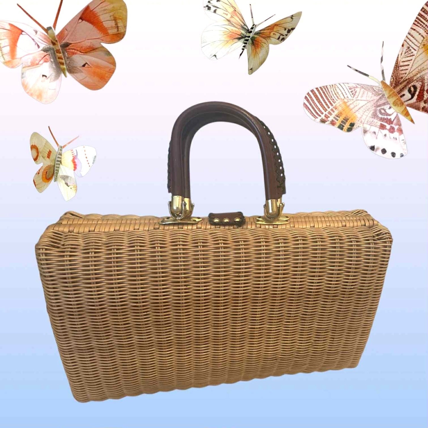 ONLY ONE!!! Vintage Wicker Box Handbag with Leather Handle & Brass Latch – 1950s Palm Beach Style