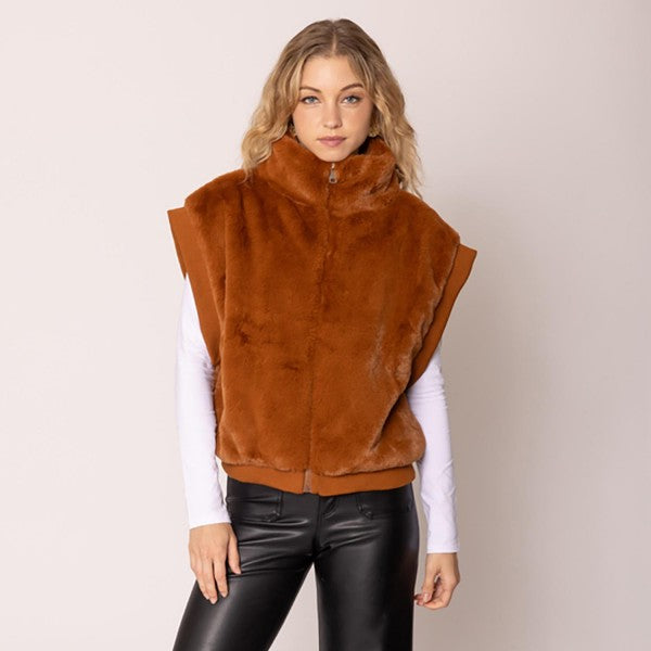 Do Everything In Love Plush High Collar Faux Fur Vest – One Size Cozy Chic