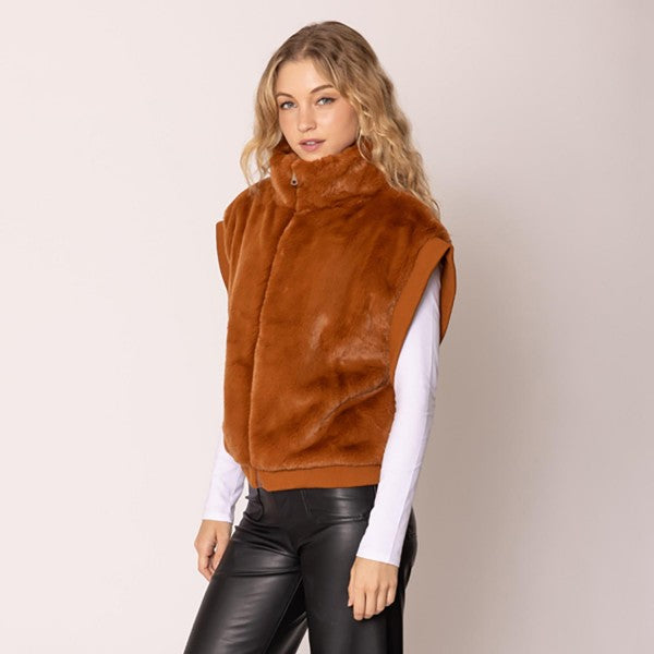 Do Everything In Love Plush High Collar Faux Fur Vest – One Size Cozy Chic