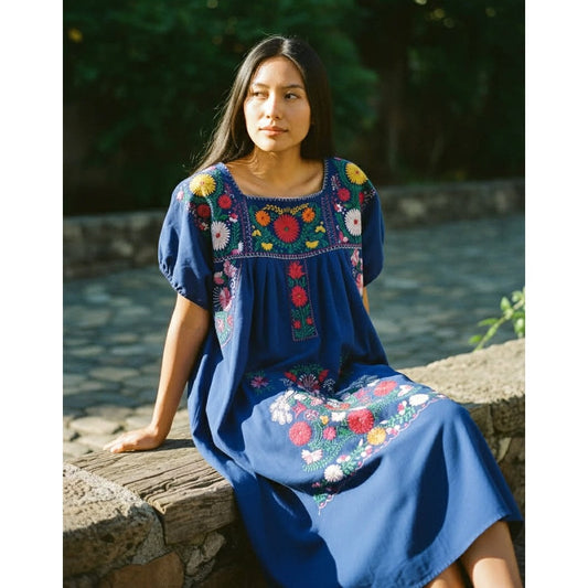 Vintage Mexican Embroidered Blue Cotton Folk Dress ~ Size M/L