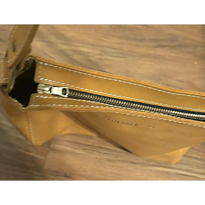 ONLY ONE!!! Portland Leather Goods Cognac Zip Shoulder Bag – Full Grain Leather Tote