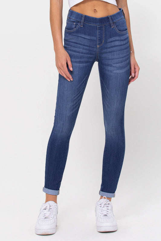 Effortless Pull-On Mid-Rise Cropped Jeans