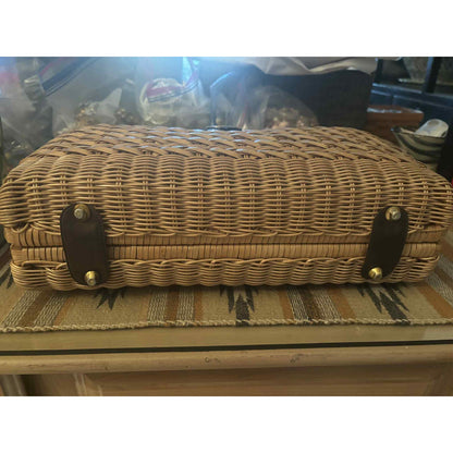 ONLY ONE!!! Vintage Wicker Box Handbag with Leather Handle & Brass Latch – 1950s Palm Beach Style