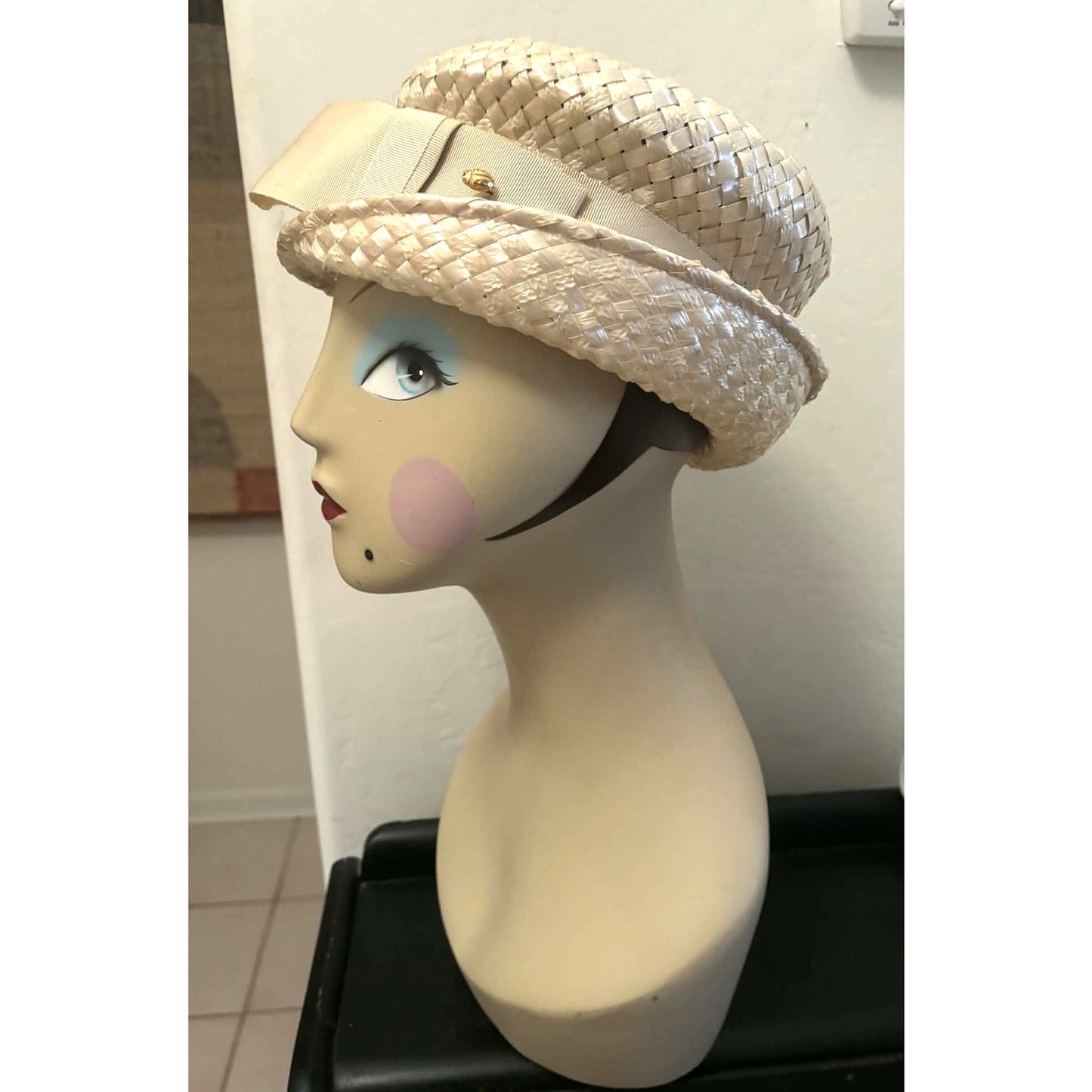 Vintage Mid Century Straw Cloche Hat
