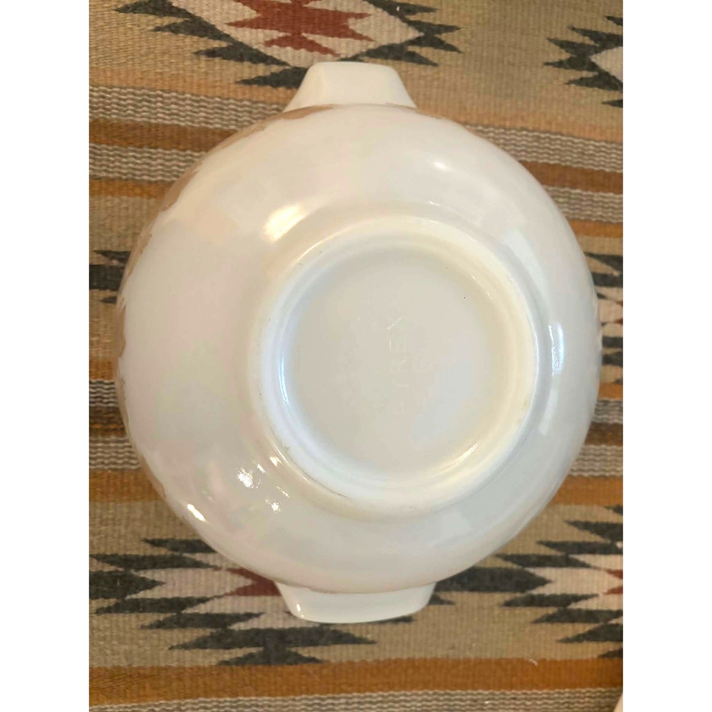 ONLY ONE!!! Vintage PYREX "Sandalwood" Cinderella Mixing Bowl #443 - 2.5 Qts