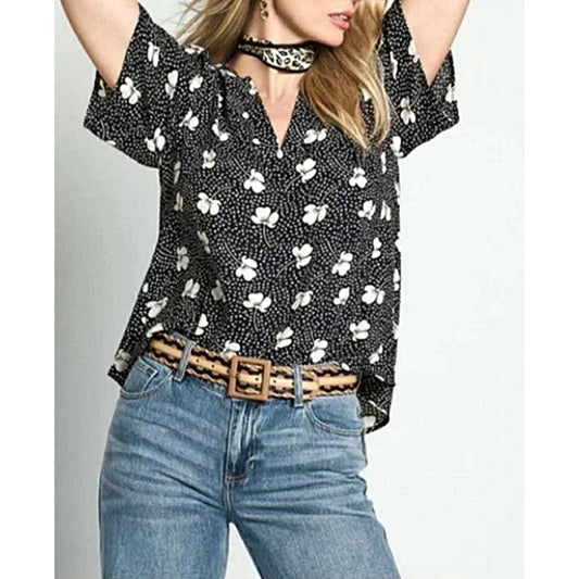 cabi Printed Essential Floral Top | Black & White | Curated Classic