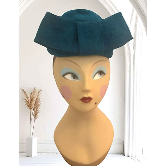 Vintage 1950s Deborah Exclusive Blue Felt Hat Stamped Duchess Body Made in Italy