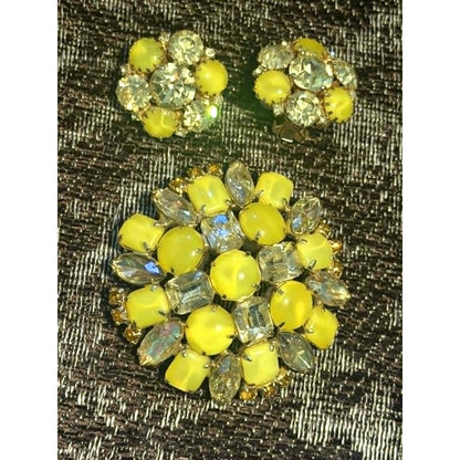 Vintage Warner Yellow Rhinestone Brooch Earrings Set