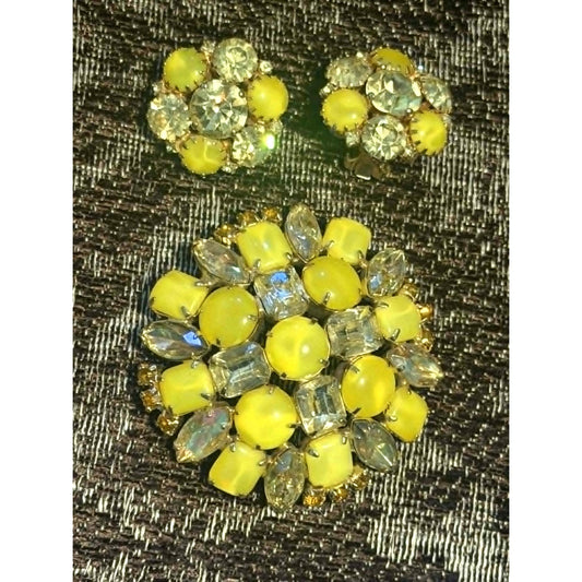 Vintage Warner Yellow Rhinestone Brooch Earrings Set