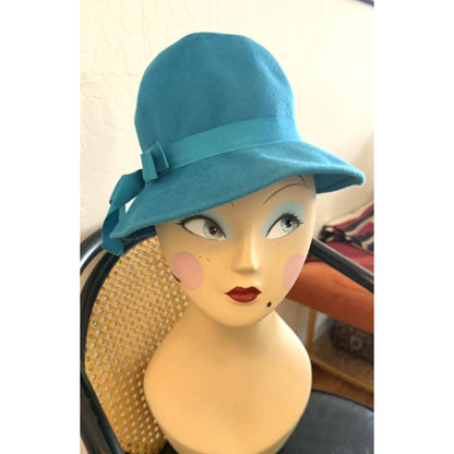 Vintage 1960s Glenover Famtra Felt Cloche Hat ~ Frederick Nelson