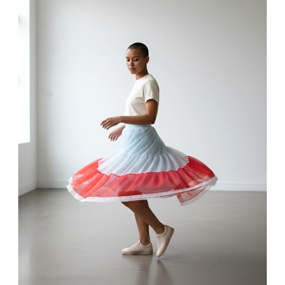 ONLY ONE!!! Vintage 1950s Gladmate Layered Slip Skirt Lace Trim ~ Size M