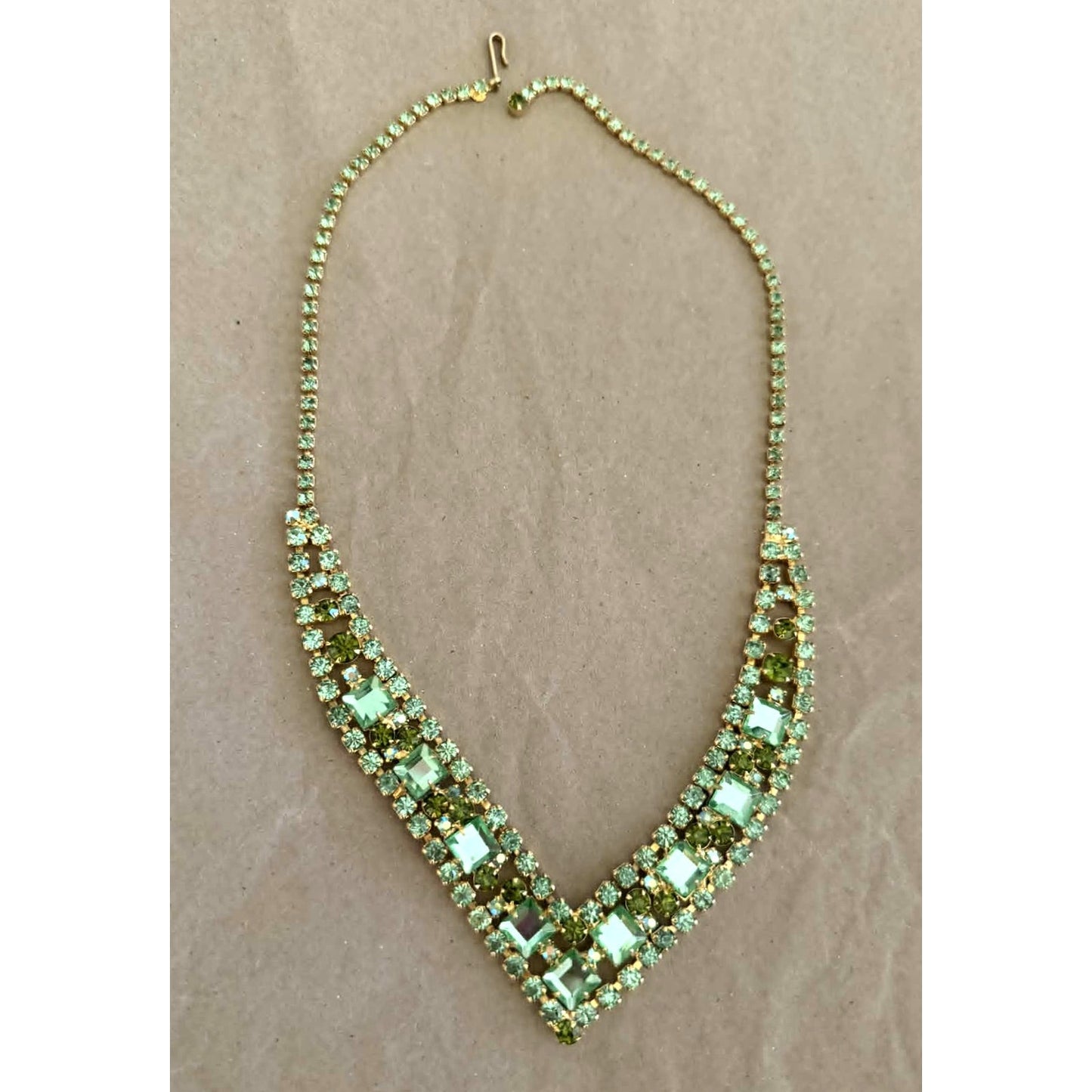 Vintage Green Rhinestone Necklace