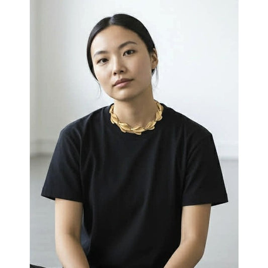 ONLY ONE!!! Vintage 60s Gold Tone Leaf Link Choker Necklace Textured Sculptural Collar