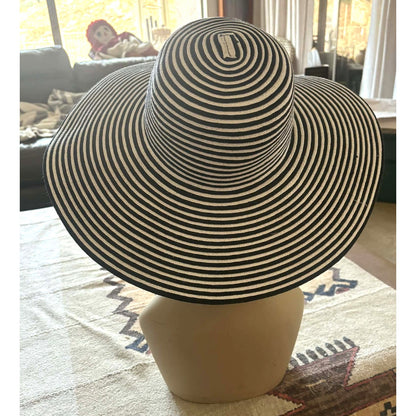 ONLY ONE!!! The Hats Company Filippo Catarzi Italy Black White Stripe Wide Brim Sun Hat EUC!