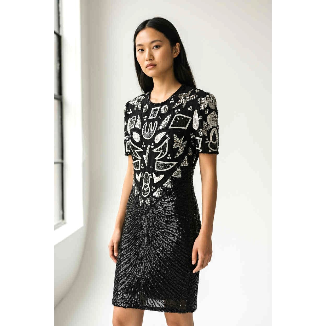 ONLY ONE!!! Vintage 1980s Black Sequin Beaded Cocktail Dress Geometric Art Deco Style ~ Size M