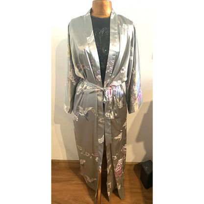 Kim + Ono Silver Floral Gray Crane Kimono Satin Robe ~ L