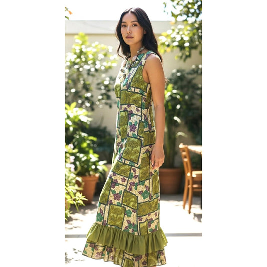 Vintage 1970s Hawaiian Maxi Dress ~ Size M