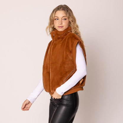 Do Everything In Love Plush High Collar Faux Fur Vest – One Size Cozy Chic