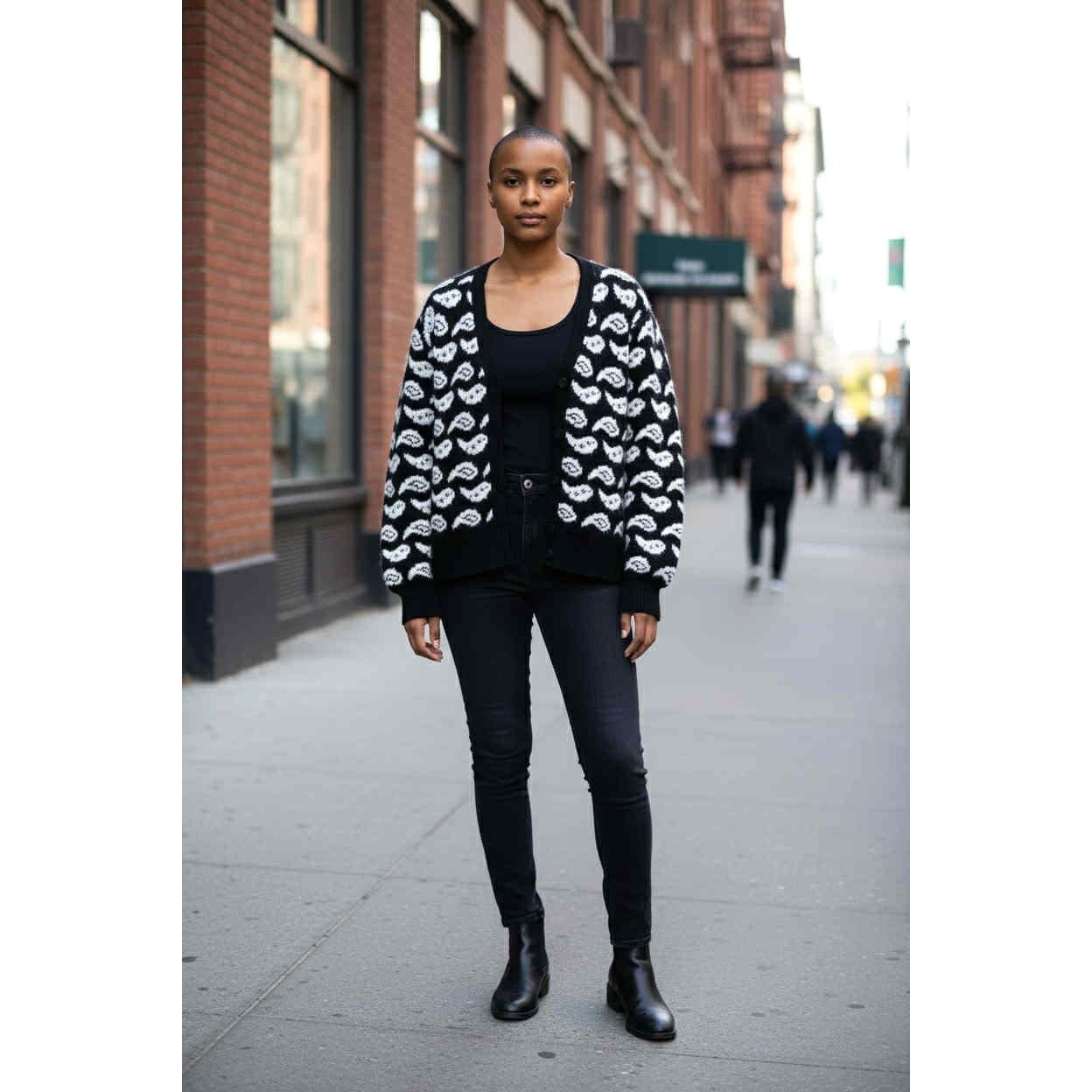 ONLY ONE!!! Vintage 1980s THE NOTEBOOK Black White Paisley Wool Angora Cardigan M/L