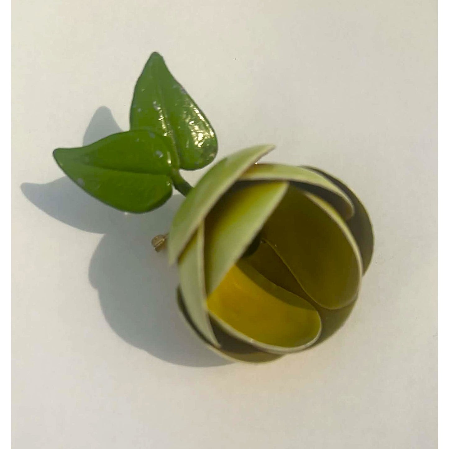 ONLY ONE!!! Vintage Floral Brooch Pin Set Yellow & Green