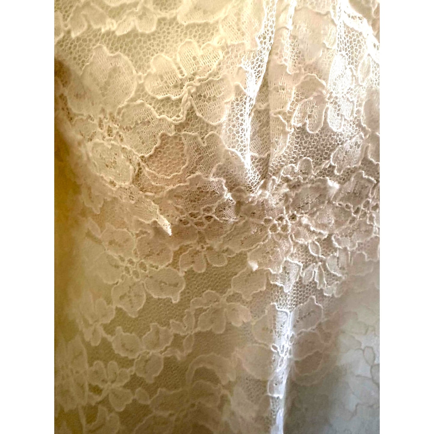 Vintage 1960s William Cahill Lace Wedding Dress with Train XS Antique Ivory