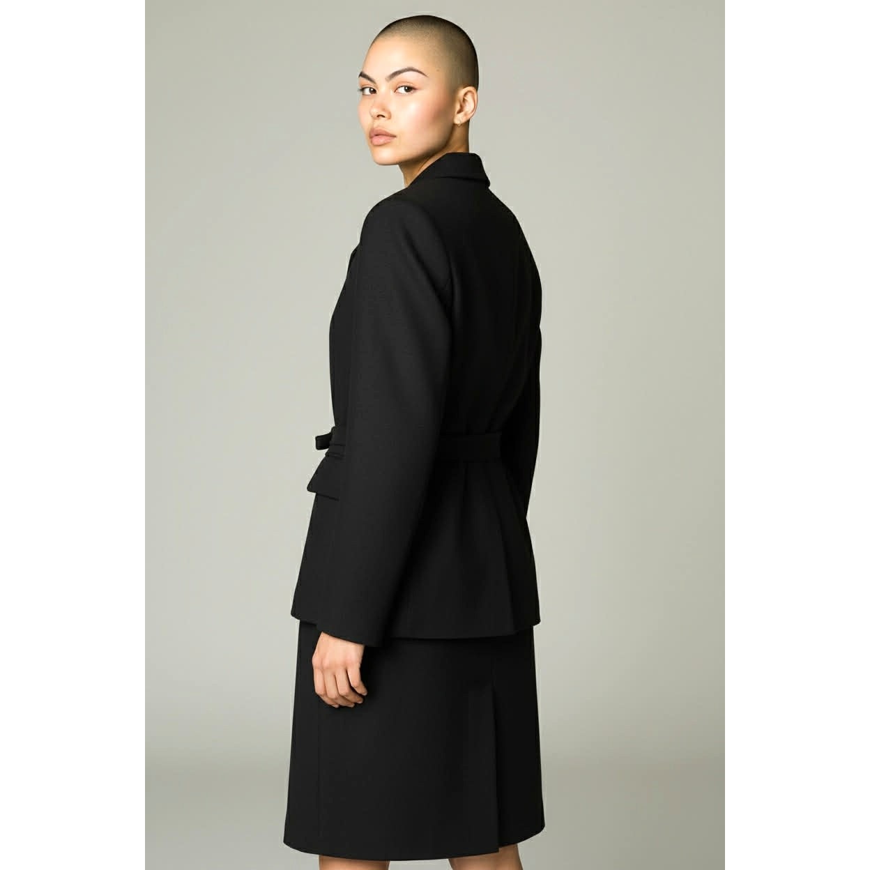 ONLY ONE!!! Vintage 1960s Glenhaven Ltd Black Wool Skirt Suit ~ Size S/M
