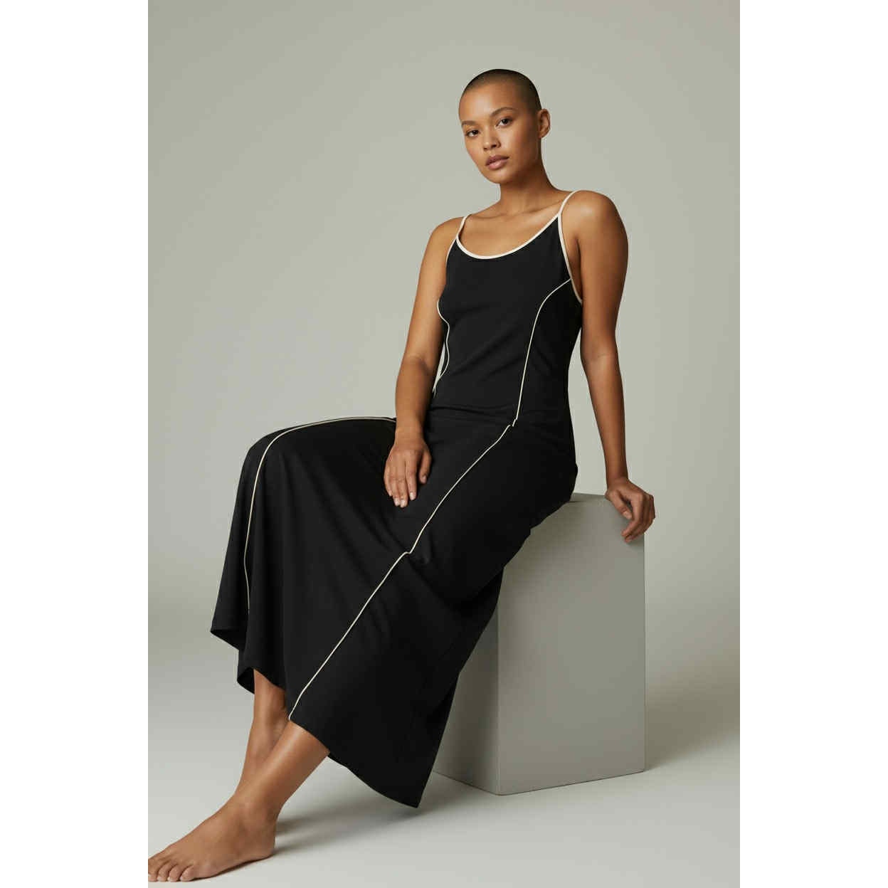 ONLY ONE!!! Vintage Jessica McClintock Black Velvet Maxi Dress – Classic 1990s