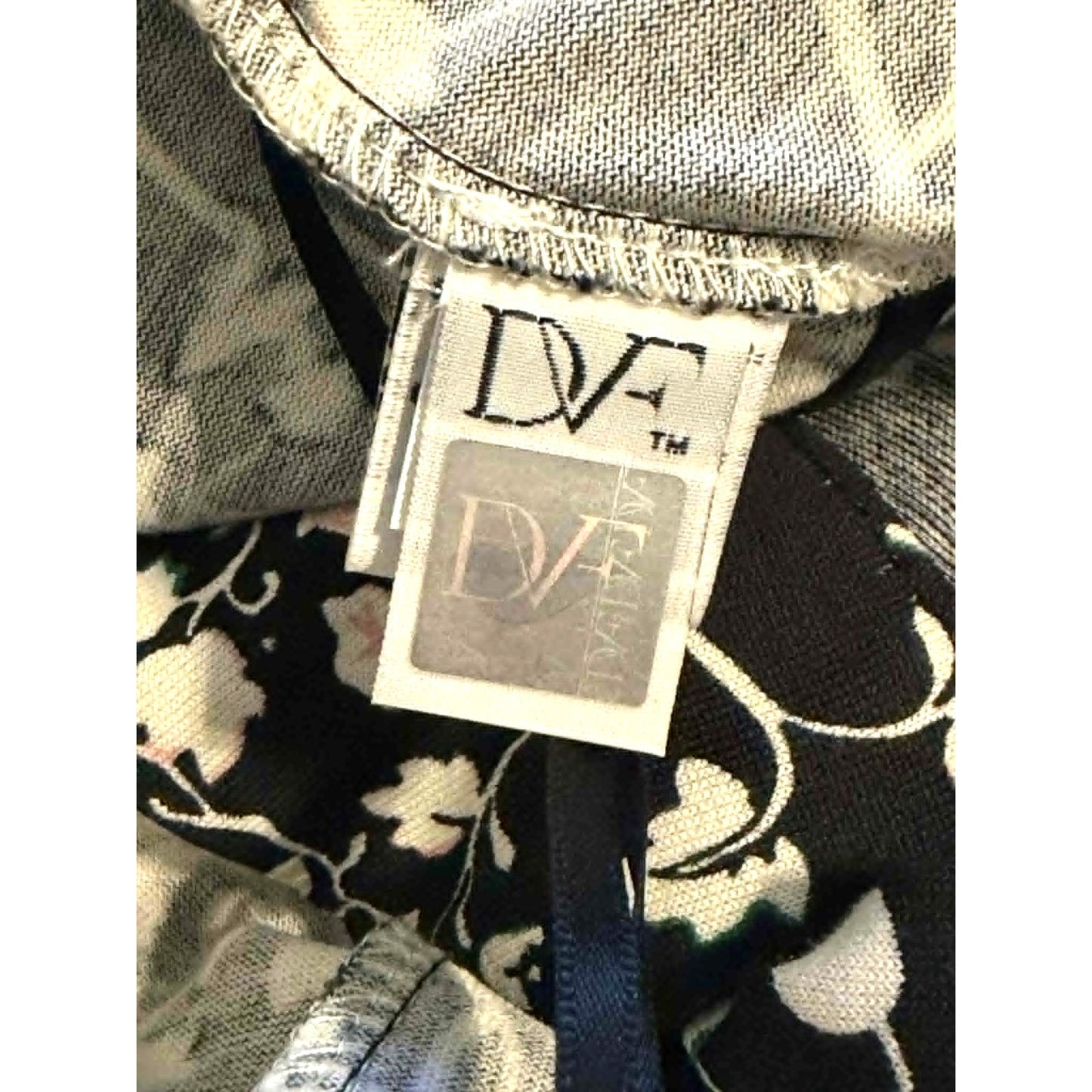 DVF Diane Von Furstenberg Amelianna Wrap Dress Size 2