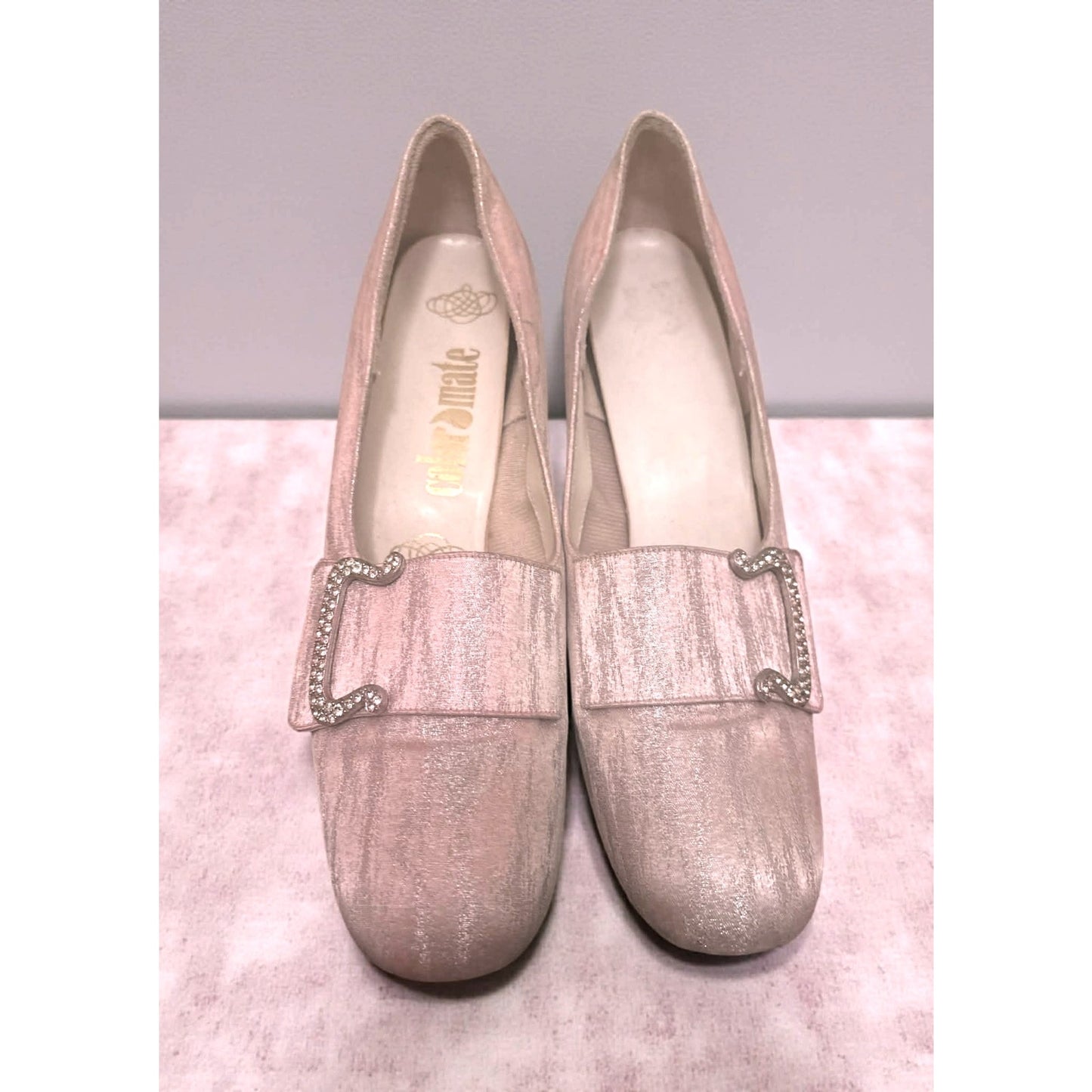 1960s Color Mate Pink & Silver Rhinestone Buckle Heels – Size 9 AA