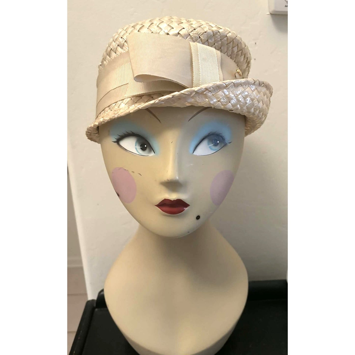 Vintage Mid Century Straw Cloche Hat