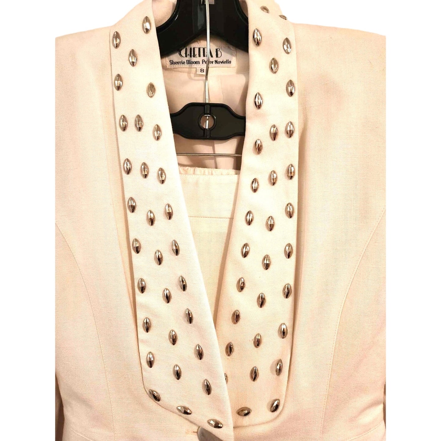 ONLY ONE!!! Vintage Chetta B Cream Grommet-Detail Skirt Suit ~ Size 8