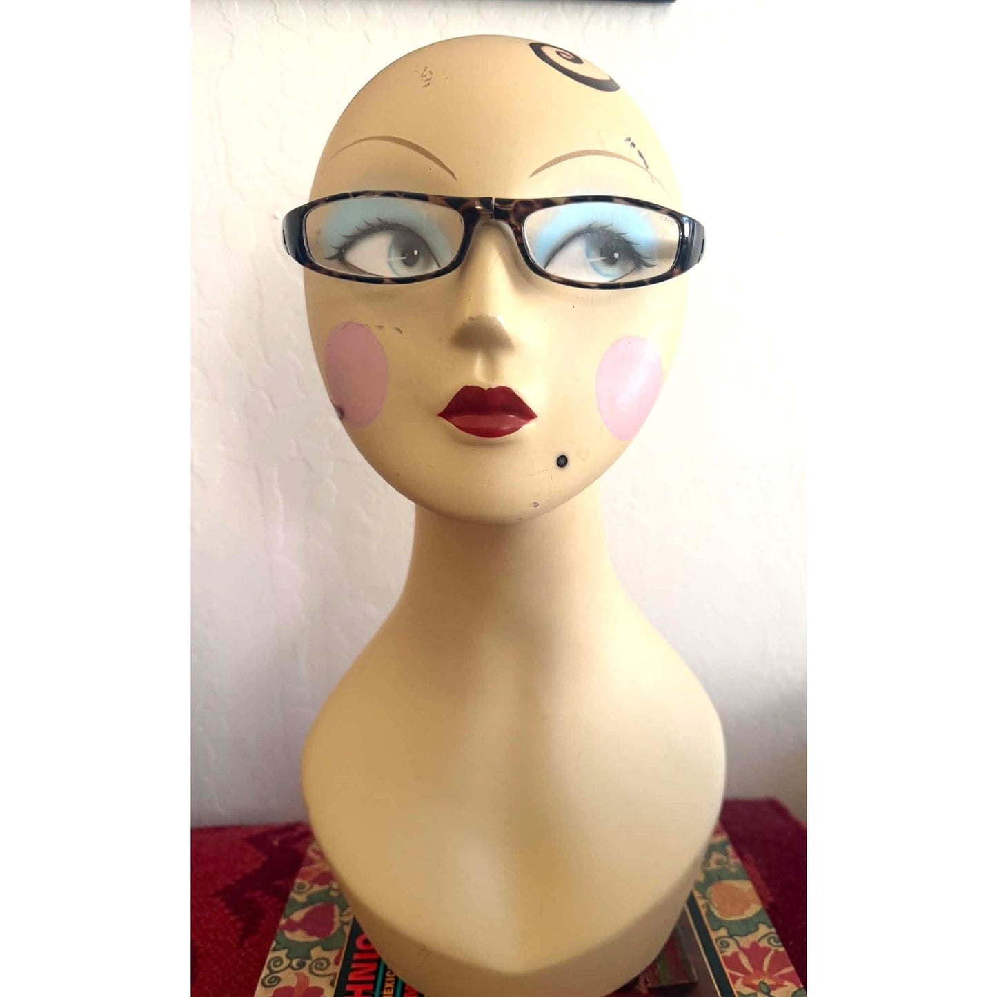 Vintage Y2K Magnetic Bridge 1.25 Reading Glasses Tortoise Shell Readers
