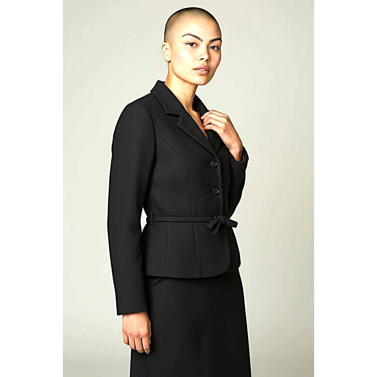 ONLY ONE!!! Vintage 1960s Glenhaven Ltd Black Wool Skirt Suit ~ Size S/M