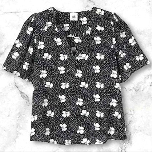 cabi Printed Essential Floral Top | Black & White | Curated Classic