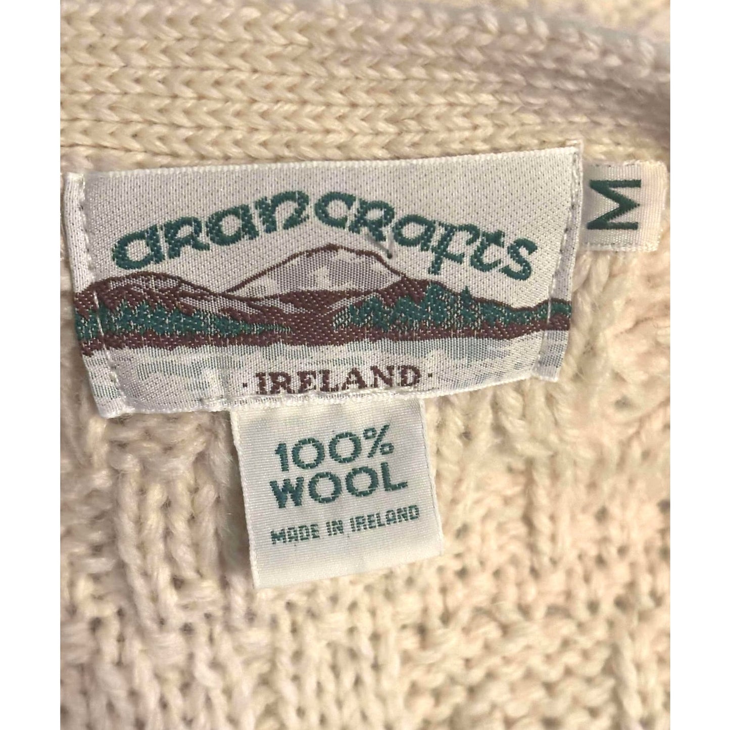 ONLY ONE!!! Vintage Chunky Irish Aran Crafts Handknit Wool Cardigan ~ Size M