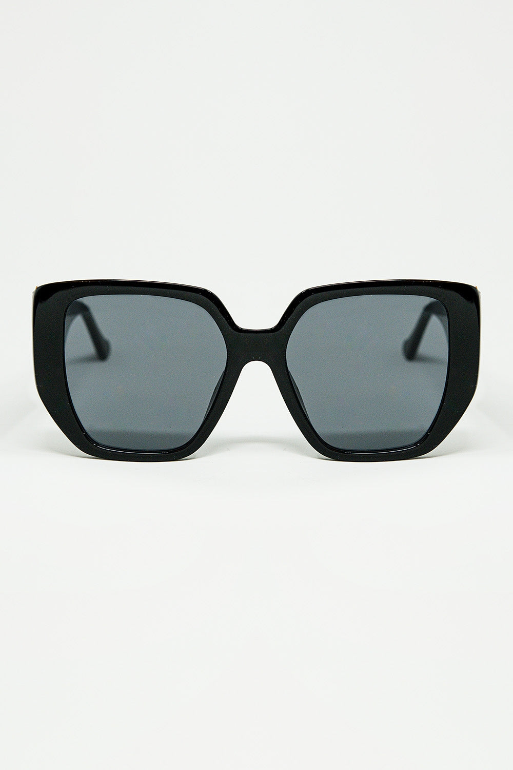 Q2 Black Geometric Cat Eye Pin-Up Sunglasses