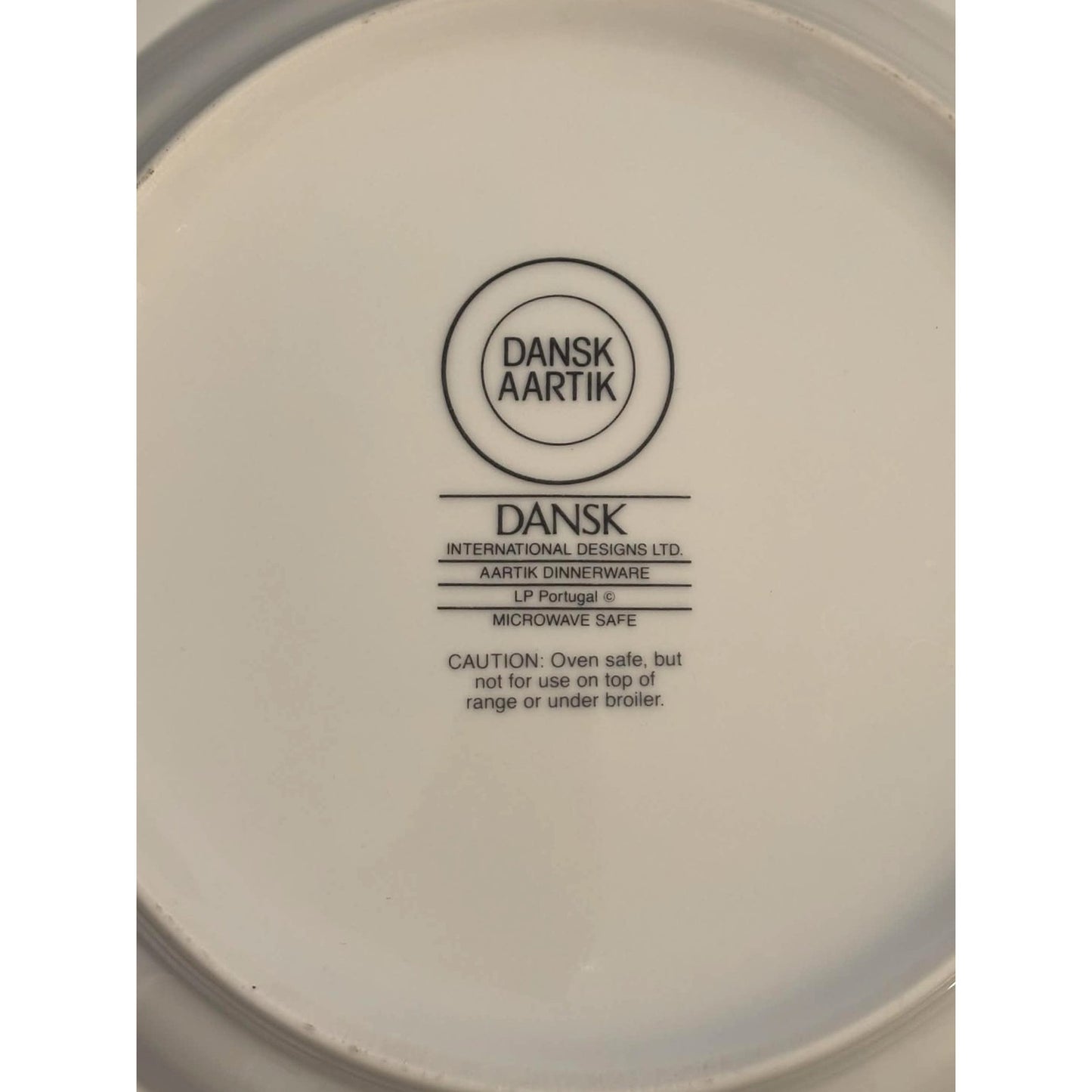 Modern White Stoneware Serving Platter | Dansk Aartík