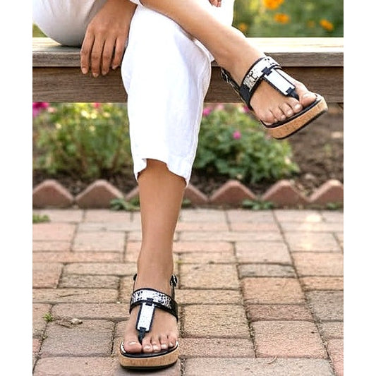 Taryn Rose “Nelly” Black Patent Leather Sandals with Silver Hardware – Size 10