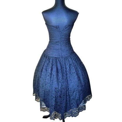 ONLY ONE!!! Vintage 1980s Midnight Glow Strapless Black Lace Party Dress ~ Size S