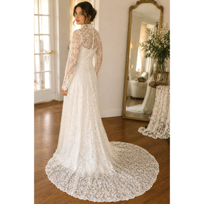 Vintage 1960s William Cahill Lace Wedding Dress with Train XS Antique Ivory