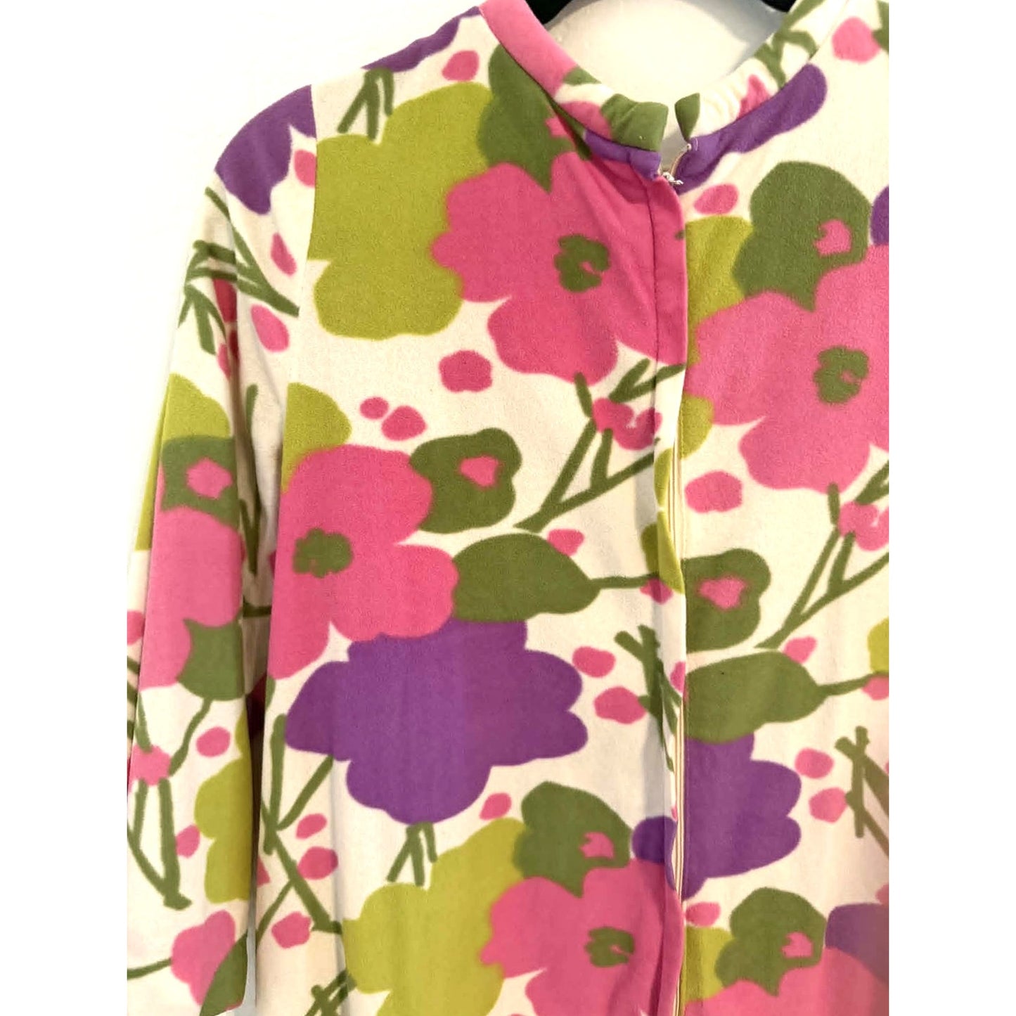 Vintage 1970s Fashions by Marilyn NY Floral Zip Front Robe