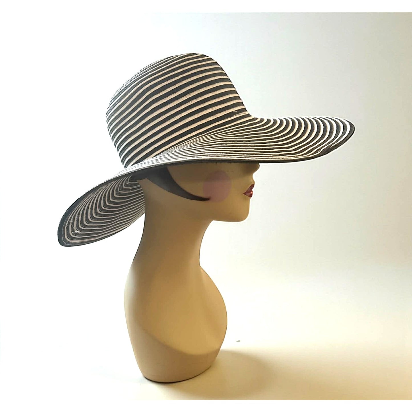 ONLY ONE!!! The Hats Company Filippo Catarzi Italy Black White Stripe Wide Brim Sun Hat EUC!