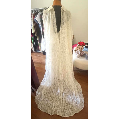 Vintage 1960s William Cahill Lace Wedding Dress with Train XS Antique Ivory