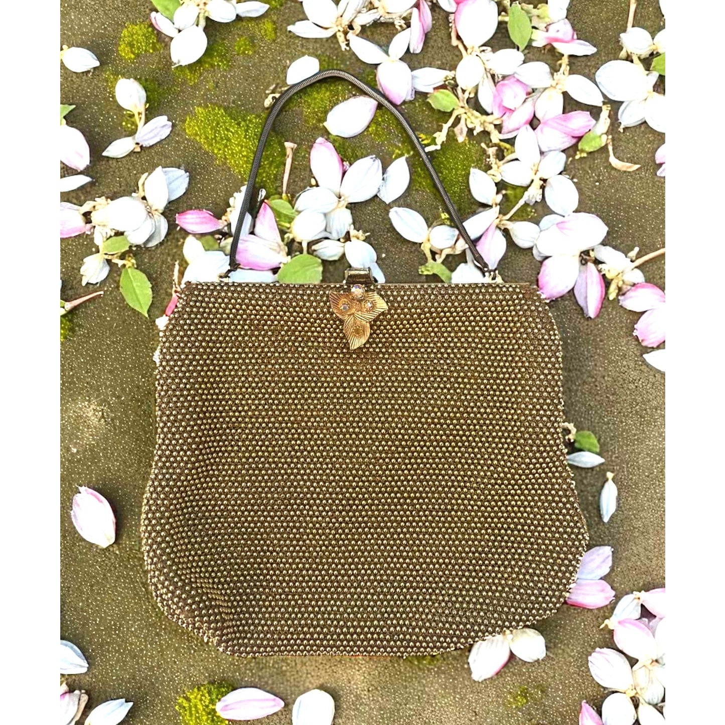 Vintage 1950s Lumured Andree Petite Gold Bead Evening Bag Purse USA Floral Clasp