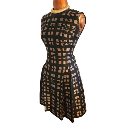ONLY ONE!!! Vintage David Smith Black Gold Check Sleeveless Pleated Dress S