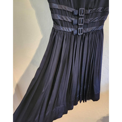 ONLY ONE!!! Vintage 1960s Black Crepe A-Line Dress Size S/M