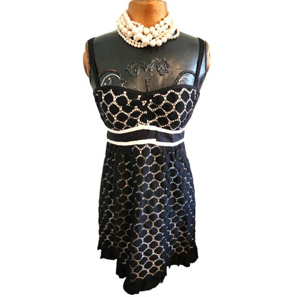 Nanette Lepore Black Lace Cocktail Dress with Ivory Grosgrain Ribbon – Size 6